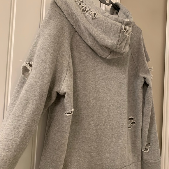 Chelsea Deboer Lily & Lottie Distressed Hoodie Light Grey size S - Picture 6 of 6